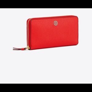Tory Burch Robinson Leather Continental Zip Wallet